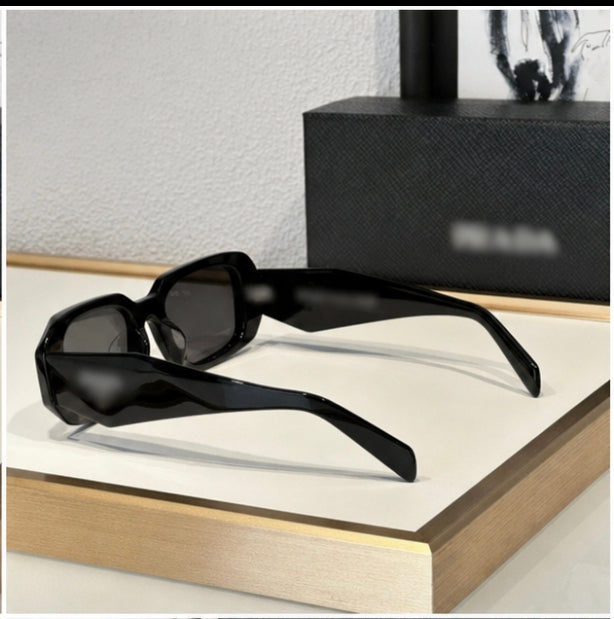 Geometric Style Sunglasses